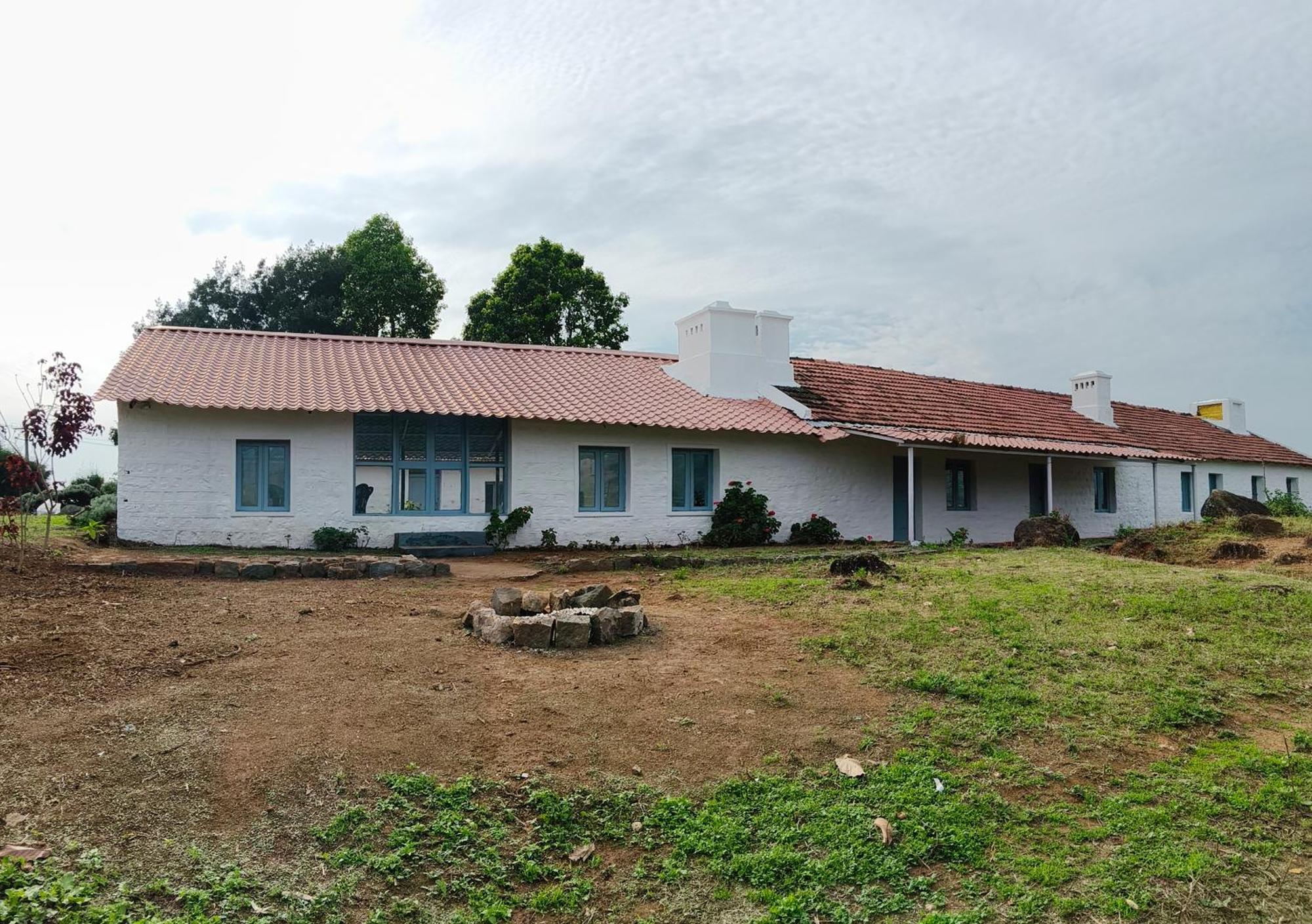 Moksha Infinity Valley Котагири Стая снимка